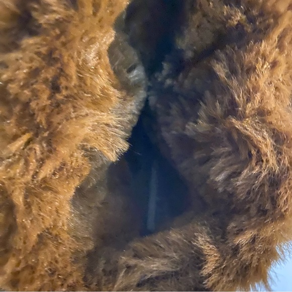 🍁Steve Madden Brown Fur-Lined Women's Sneakers - Picture 13 of 13